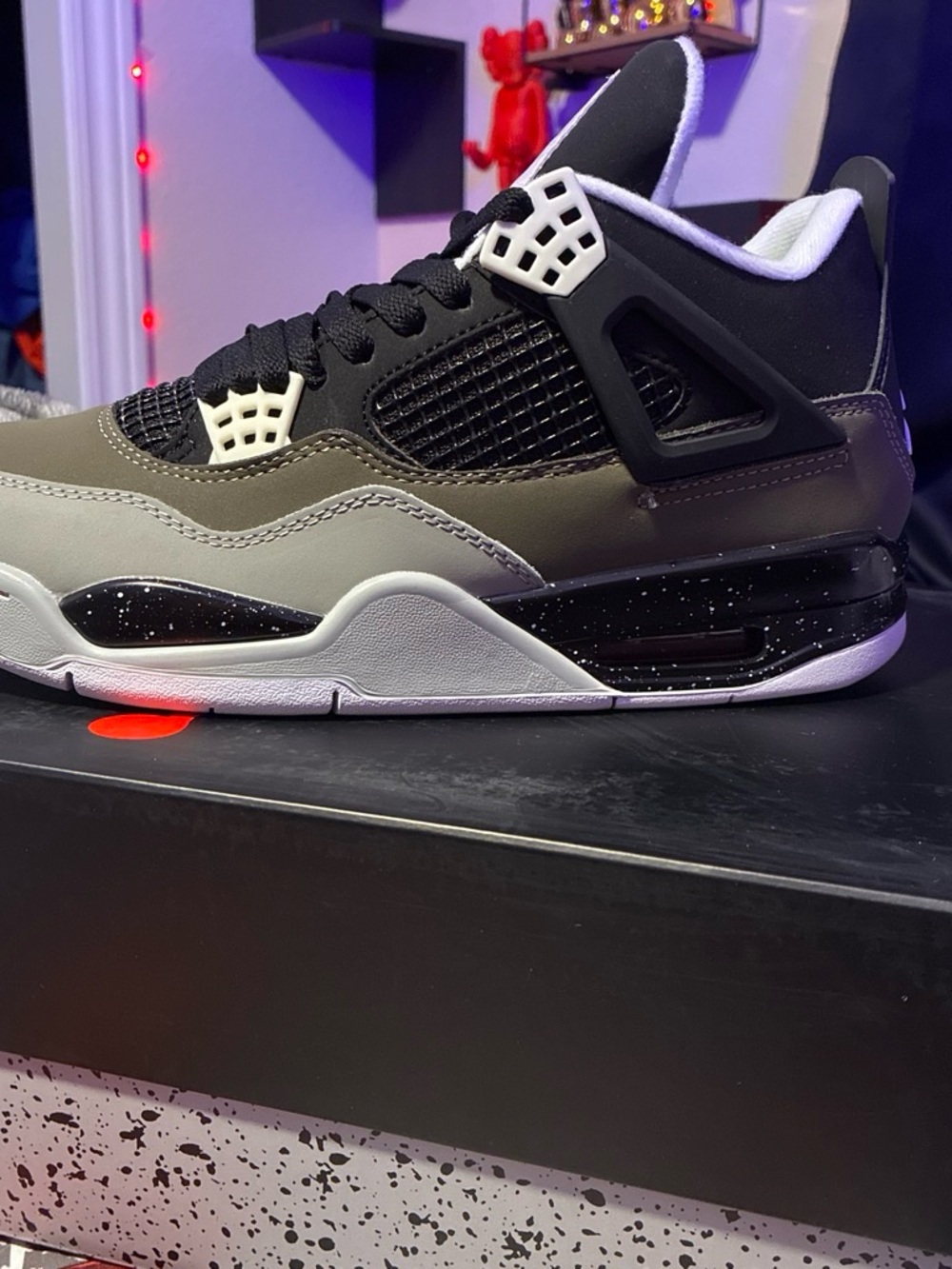 Men's Retro Jordan 4s (Fear)